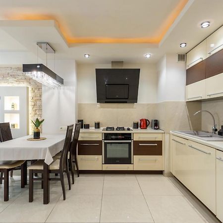 Golden Apartments Warsaw - Top Location - Grzybowska 5 Ngoại thất bức ảnh