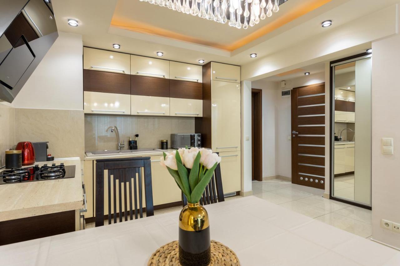 Golden Apartments Warsaw - Top Location - Grzybowska 5 Ngoại thất bức ảnh